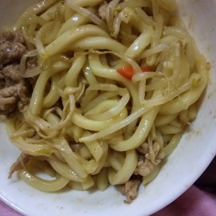 簡単、美味しい！焼きうどん